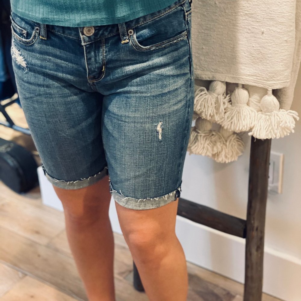 American Eagle Skinny Bermuda Shorts